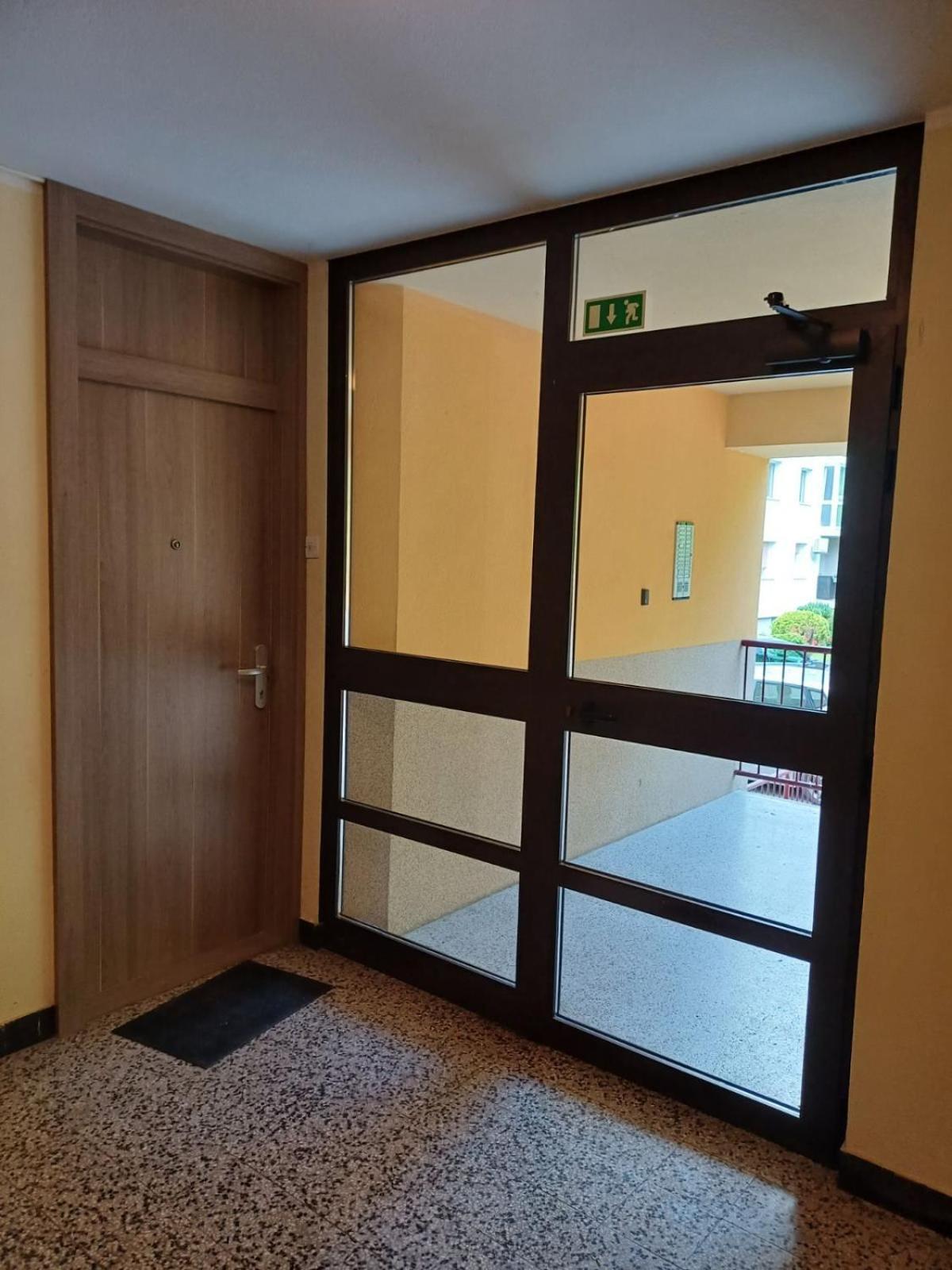 Apartment Nakit Kanal Екстериор снимка